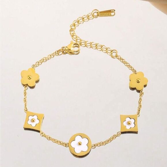 Flower bracelet M1056 - Picture 1 of 4